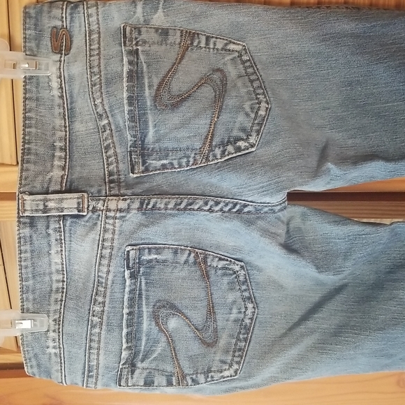 Jeans - Picture 3 of 3